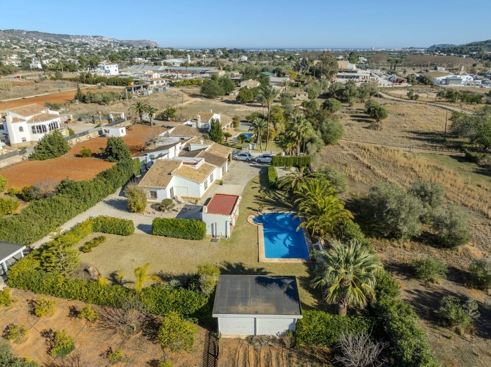Verkoop. Villa in Javea