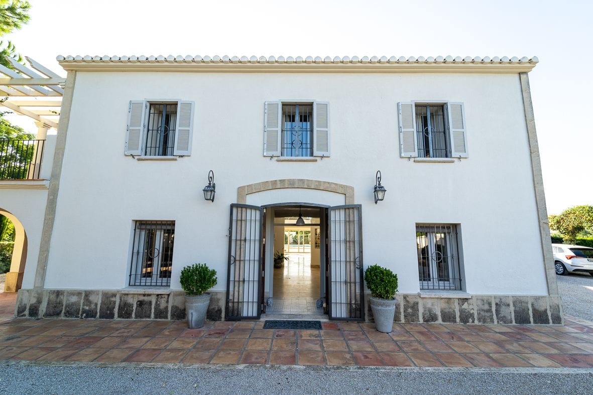 Beautiful manor house just a stone's throw from Dénia.