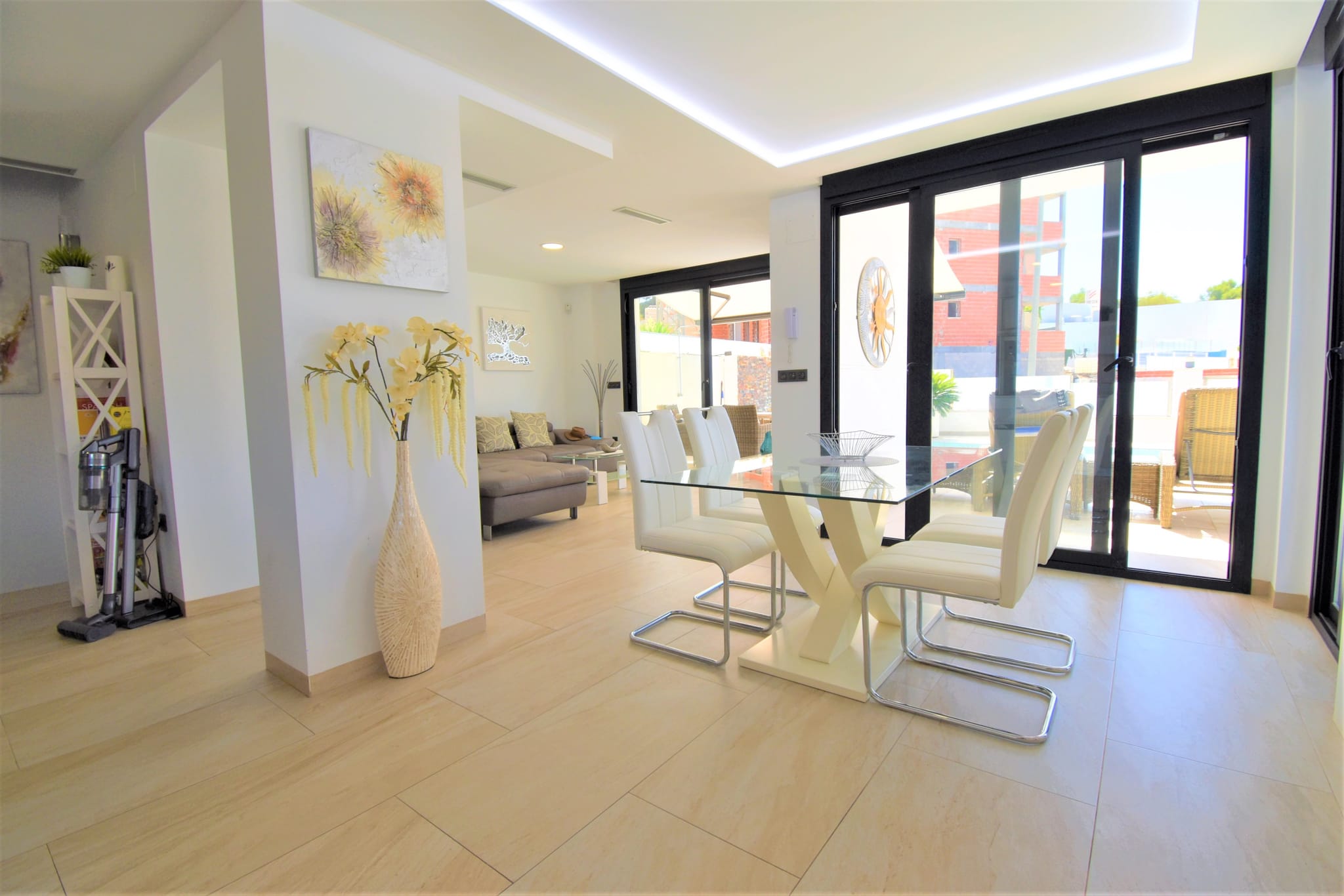 Venta. Villa en Orihuela Costa
