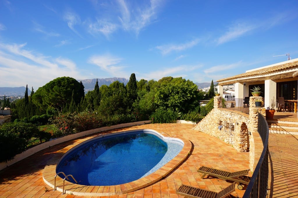 Verkoop. Villa in Calpe