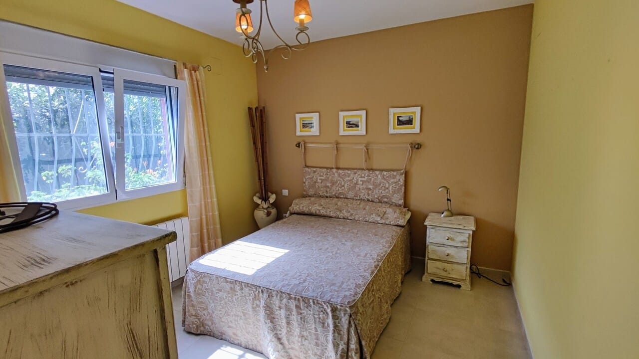 Venta. Villa en Denia
