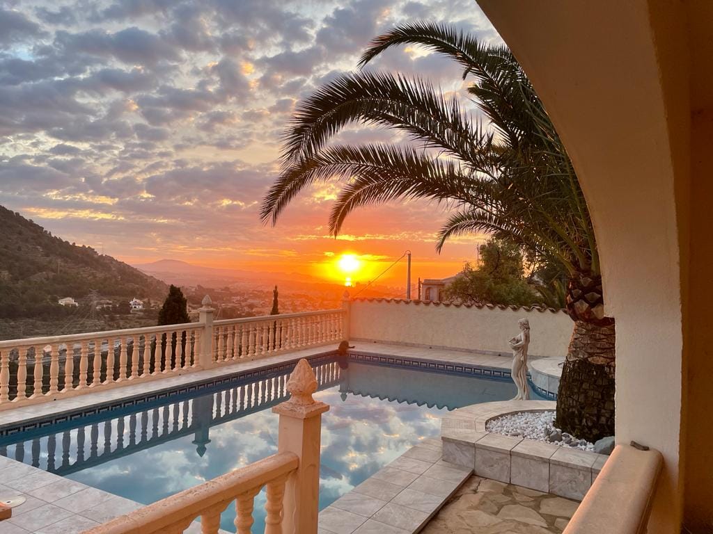 For Sale. Villa in Calpe