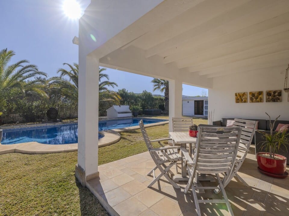 Verkoop. Villa in Javea