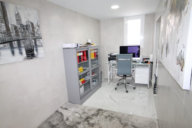 Venta. Villa en San Miguel de Salinas
