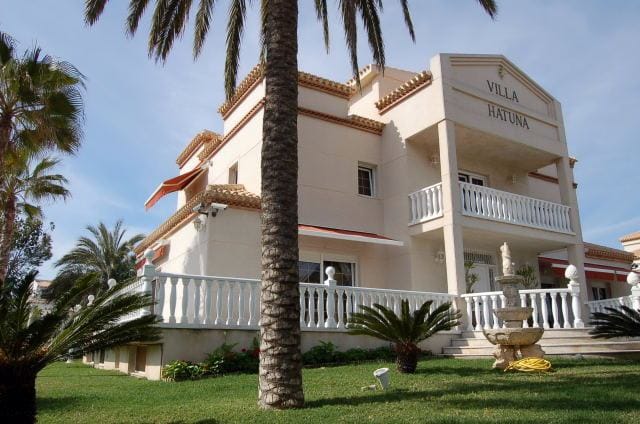 For Sale. Villa in Orihuela Costa
