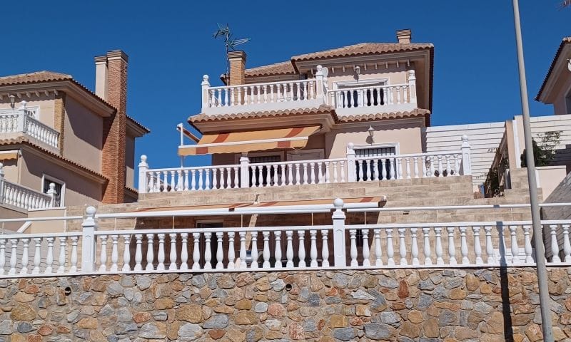 Venta. Villa en Torrevieja