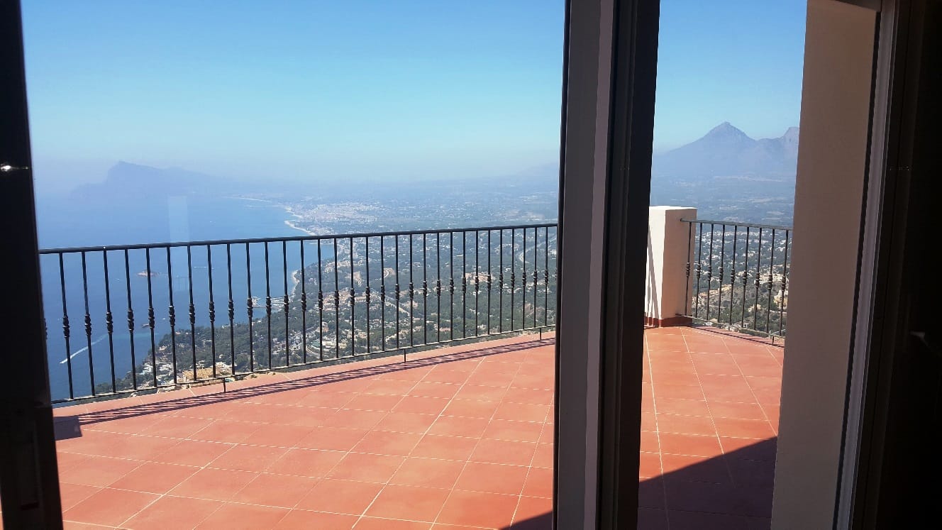 Villa for sale in Altea
