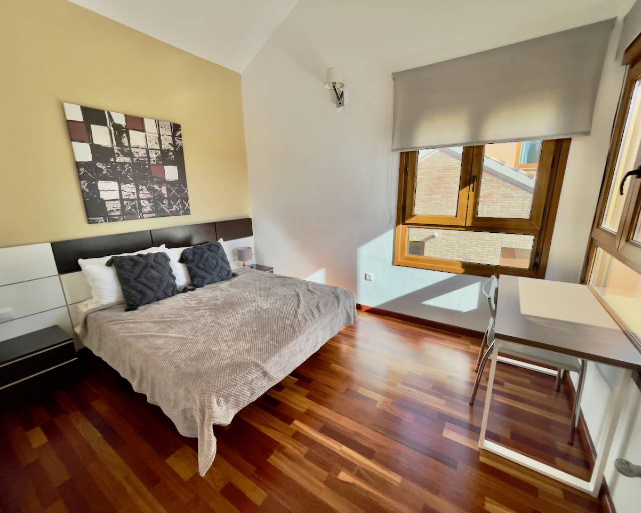 Venta. Villa en Algorfa