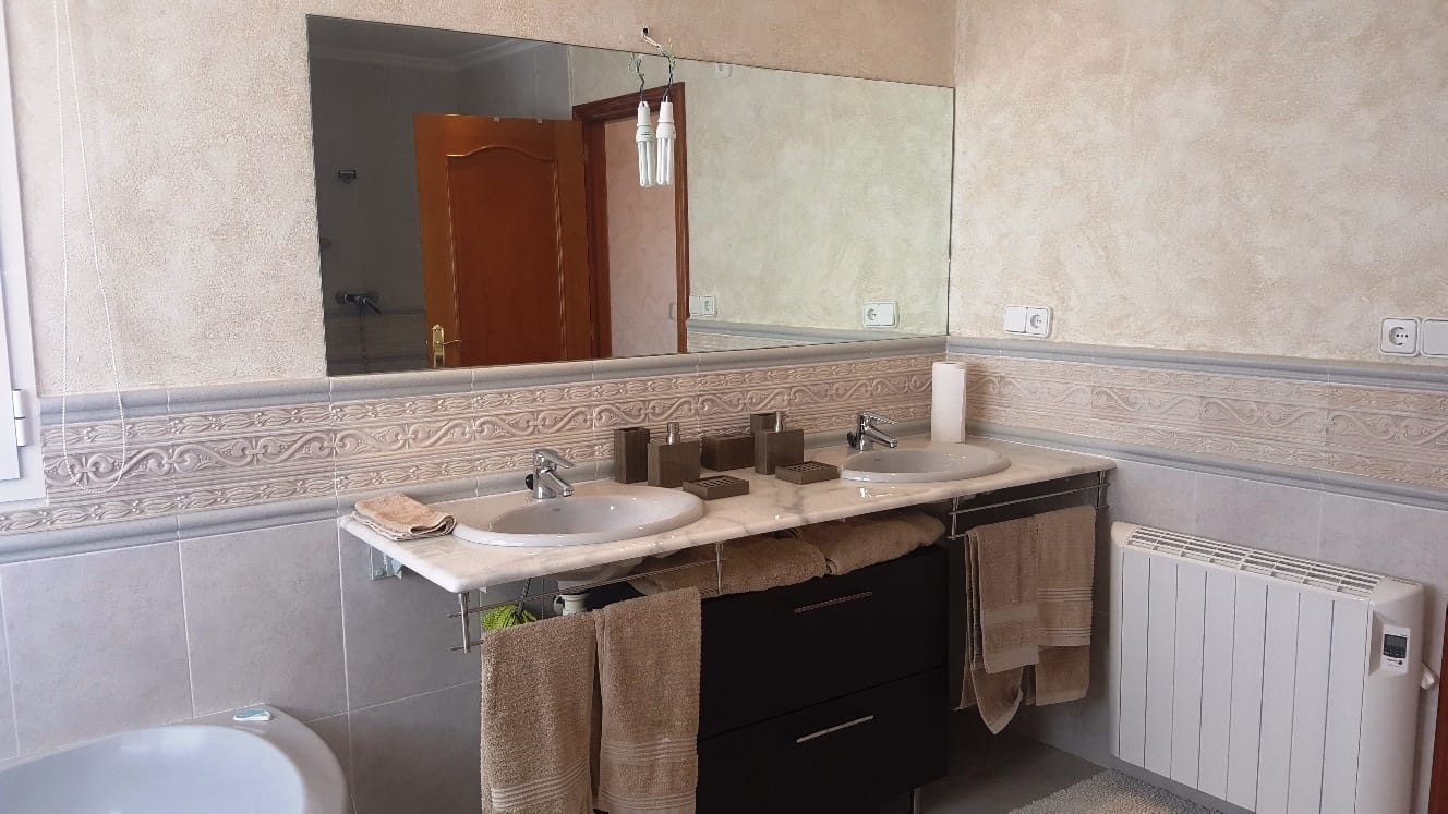 Villa for sale in Altea