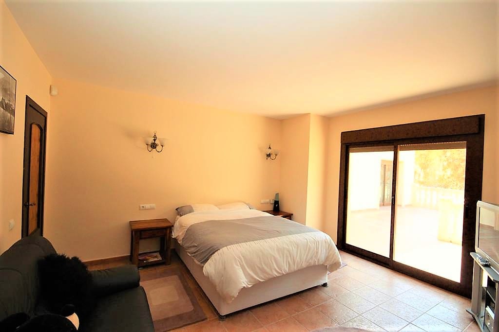For Sale. Villa in Lliber