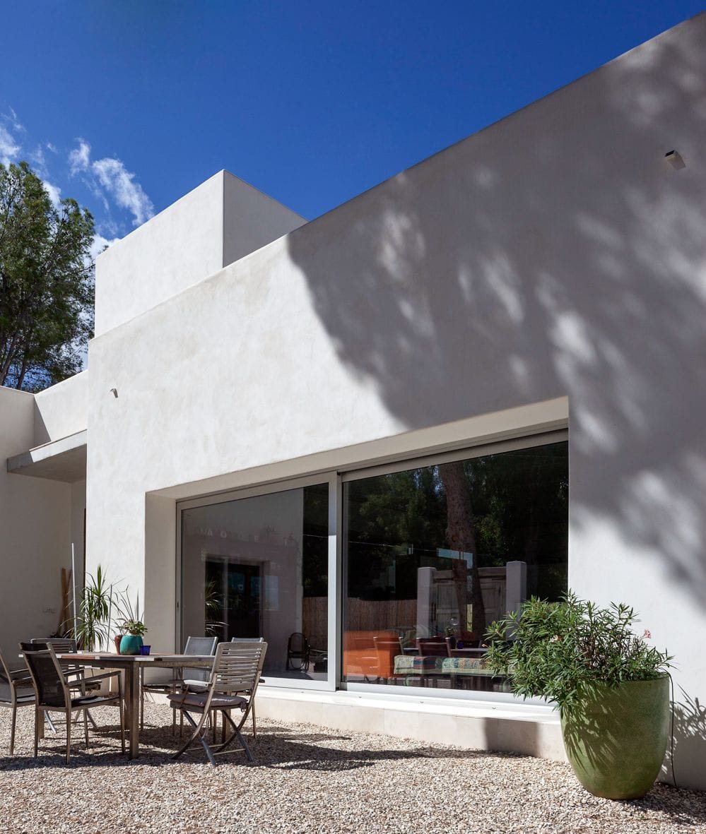 Modern villa in Las Rotas.