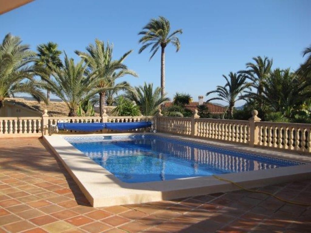 Venta. Villa en Moraira