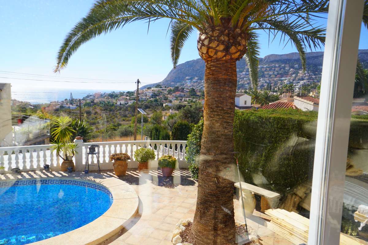 For Sale. Villa in