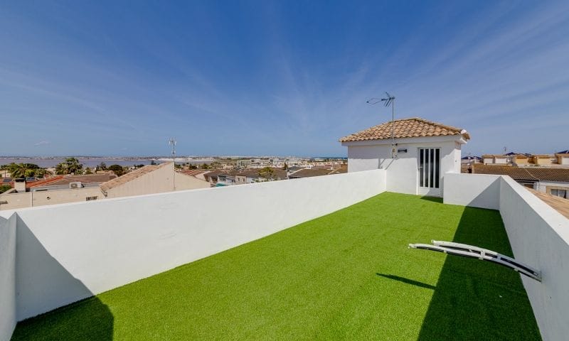 Venta. Villa en Torrevieja