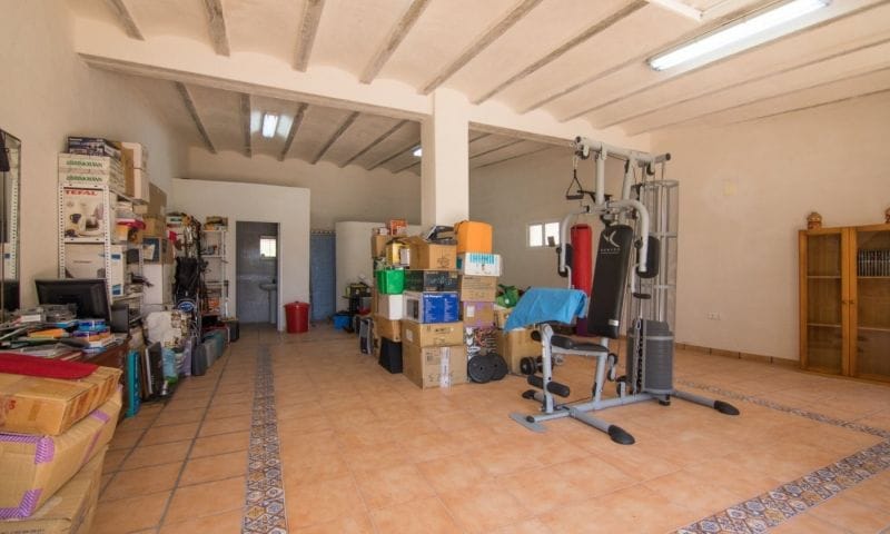 For Sale. Villa in Crevillente