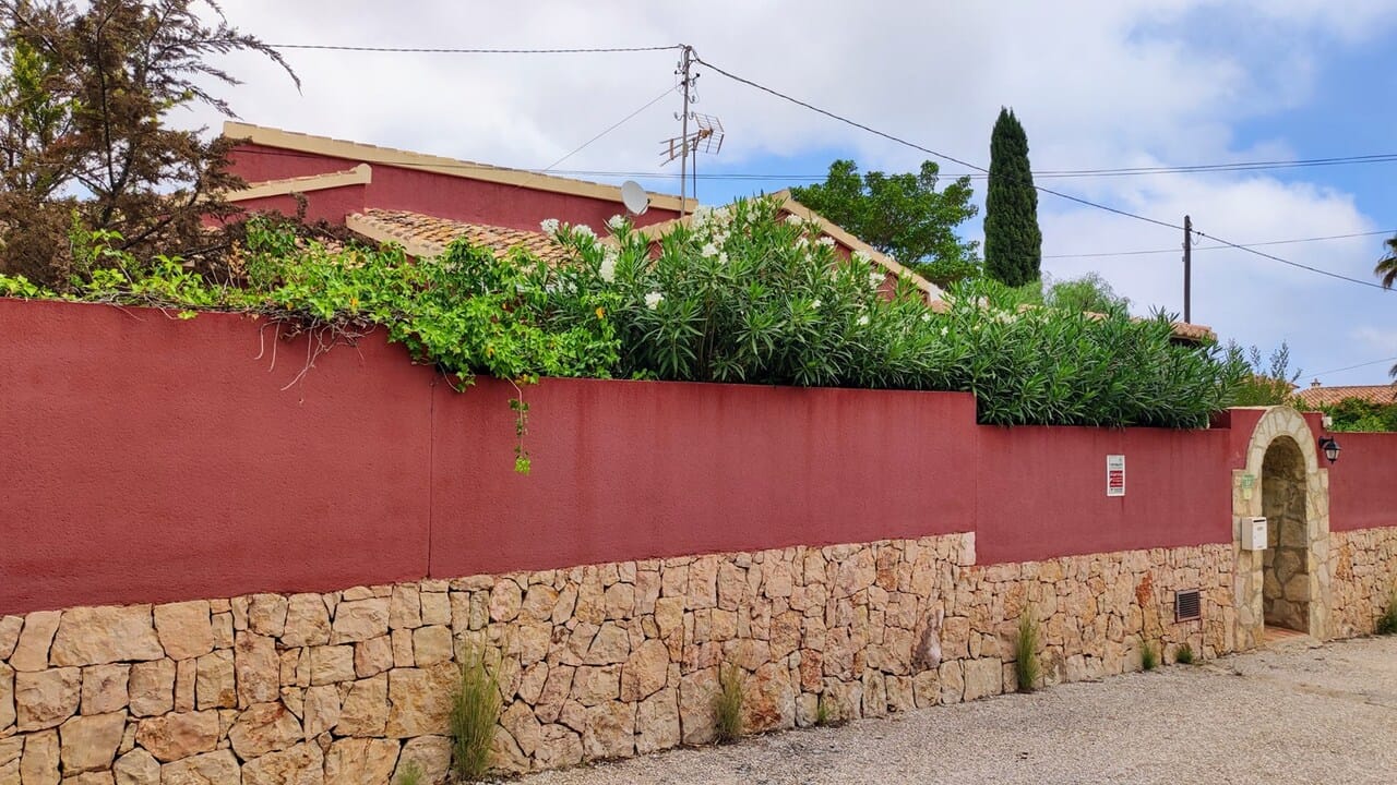 Venta. Villa en Denia