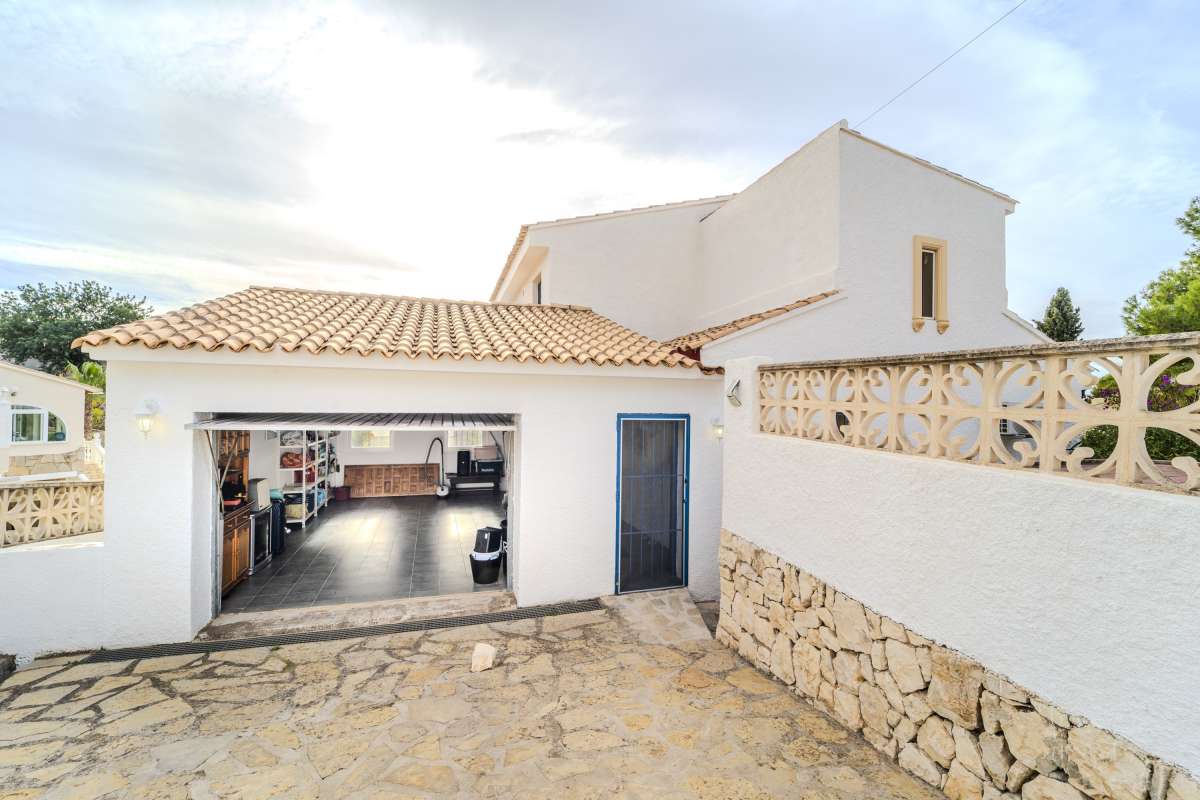For Sale. Villa in Calpe