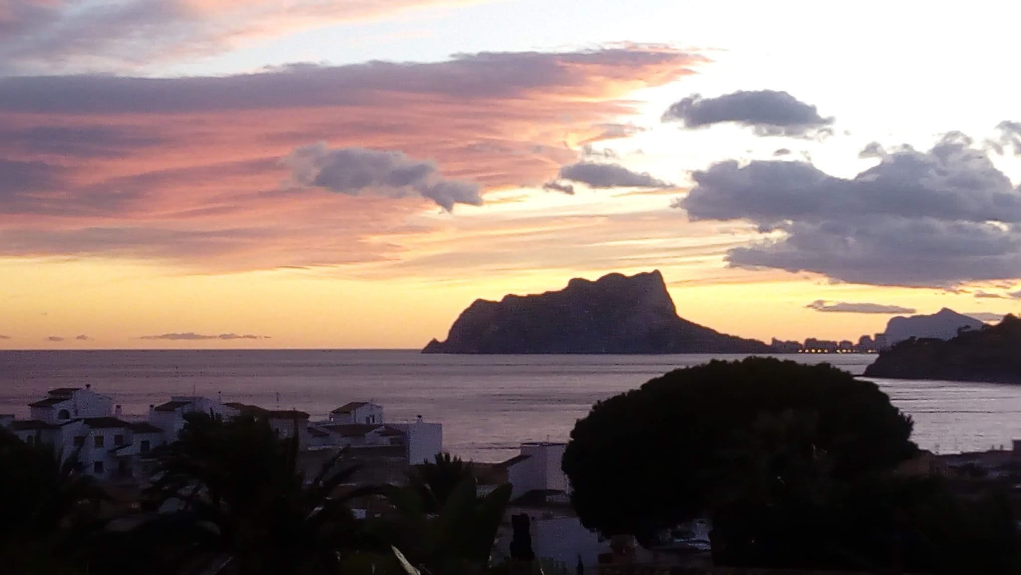 Geräumige, traditionelle Meerblickvilla in Moraira zum Verkauf