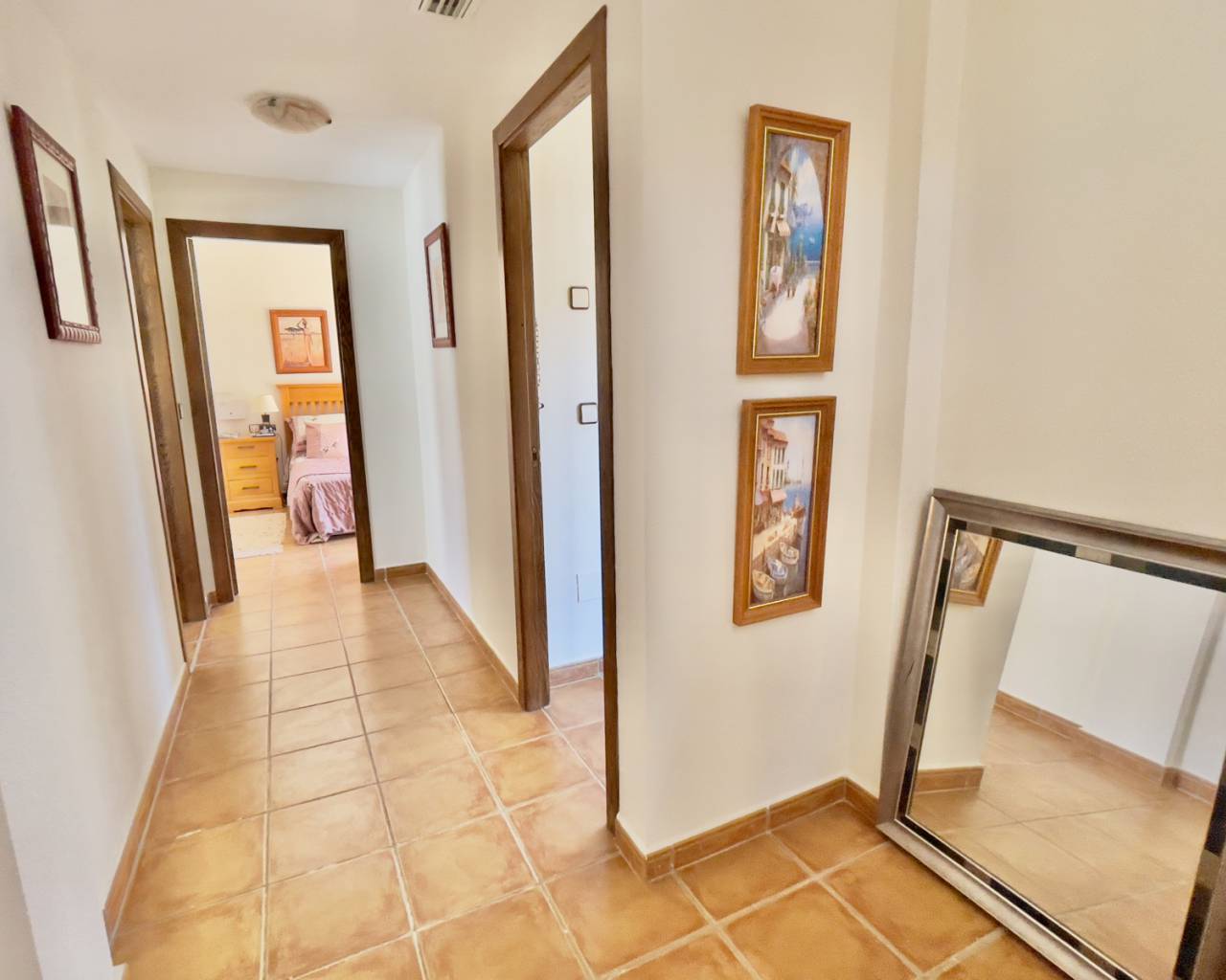 Venta. Villa en Algorfa