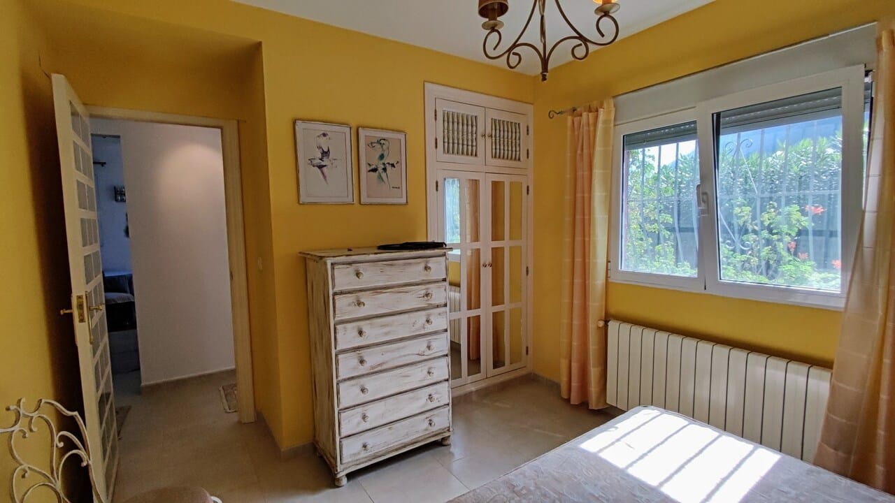 Venta. Villa en Denia