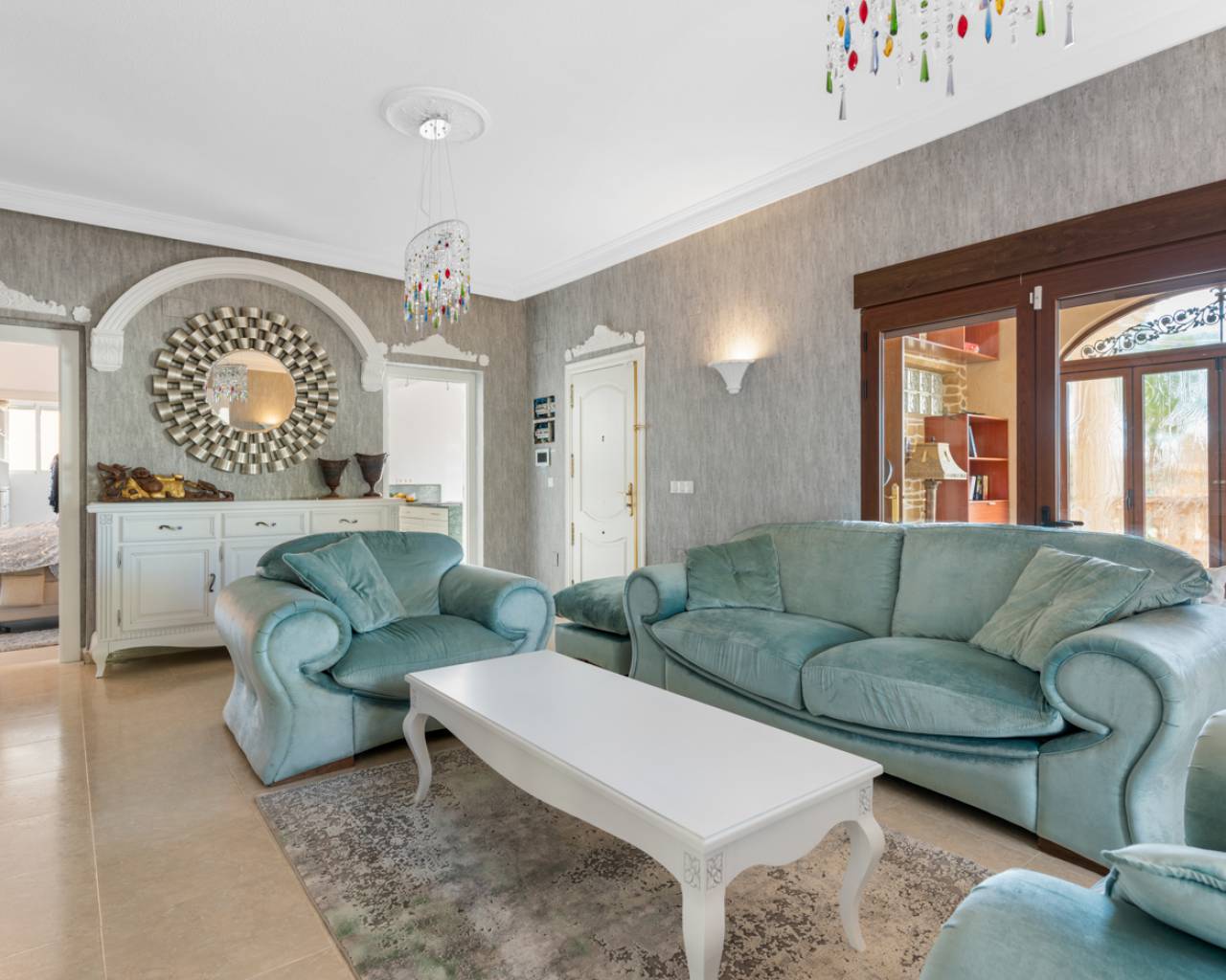Venta. Villa en Daya Vieja