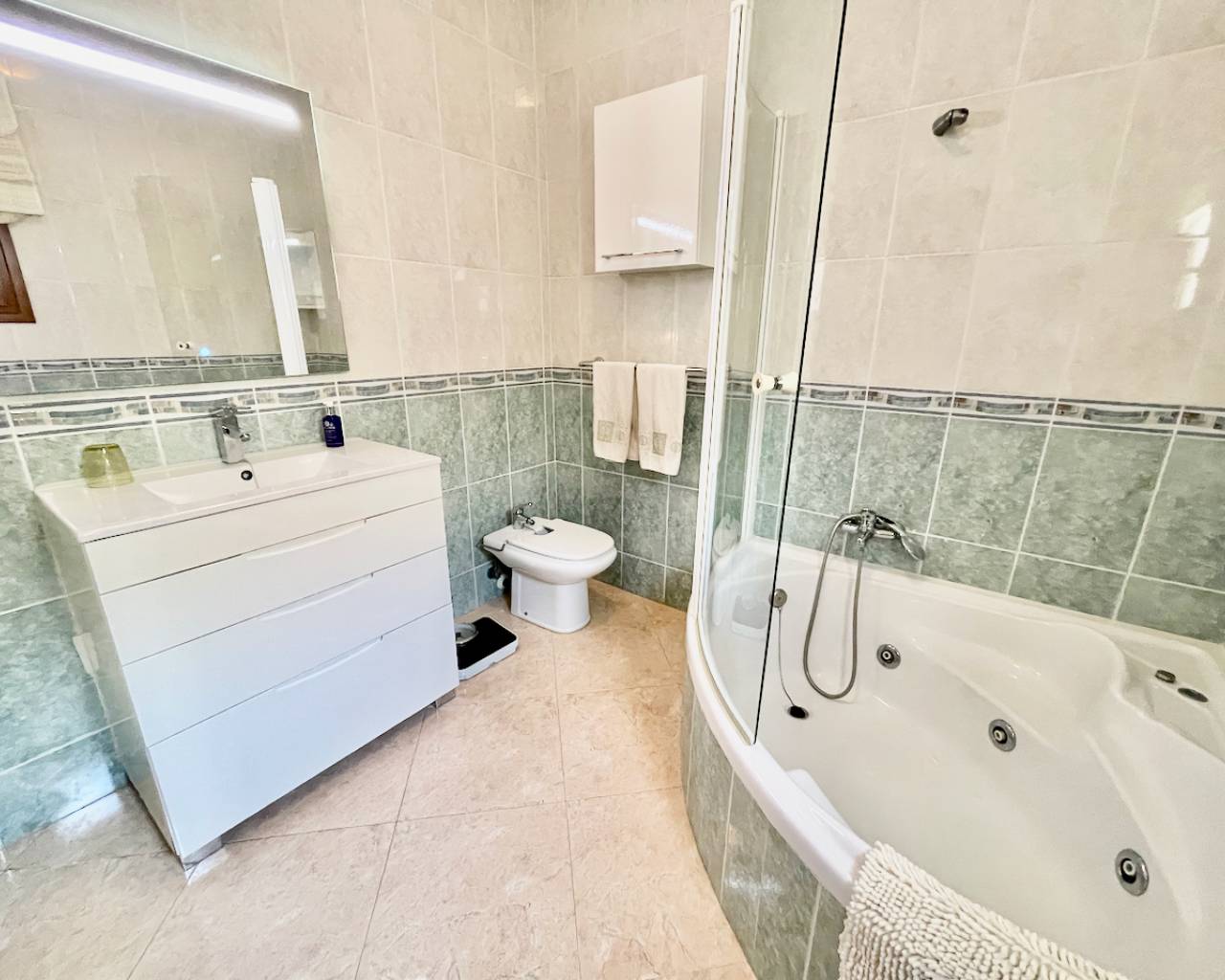 Venta. Villa en Orihuela Costa