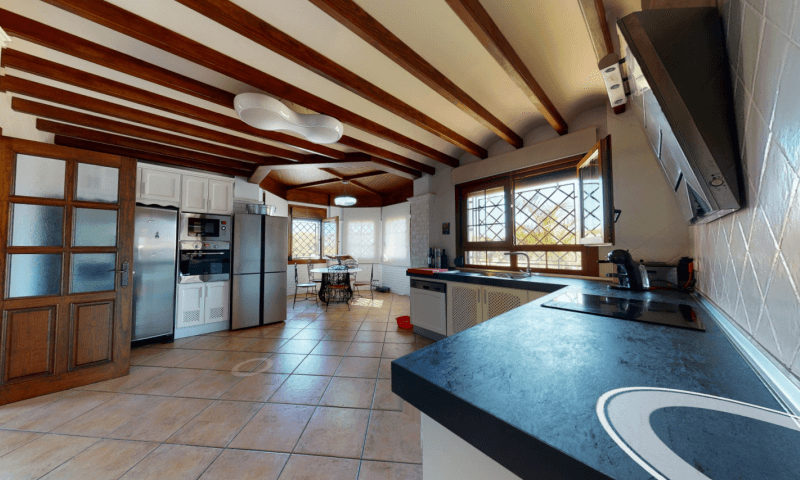 Venta. Villa en Elche