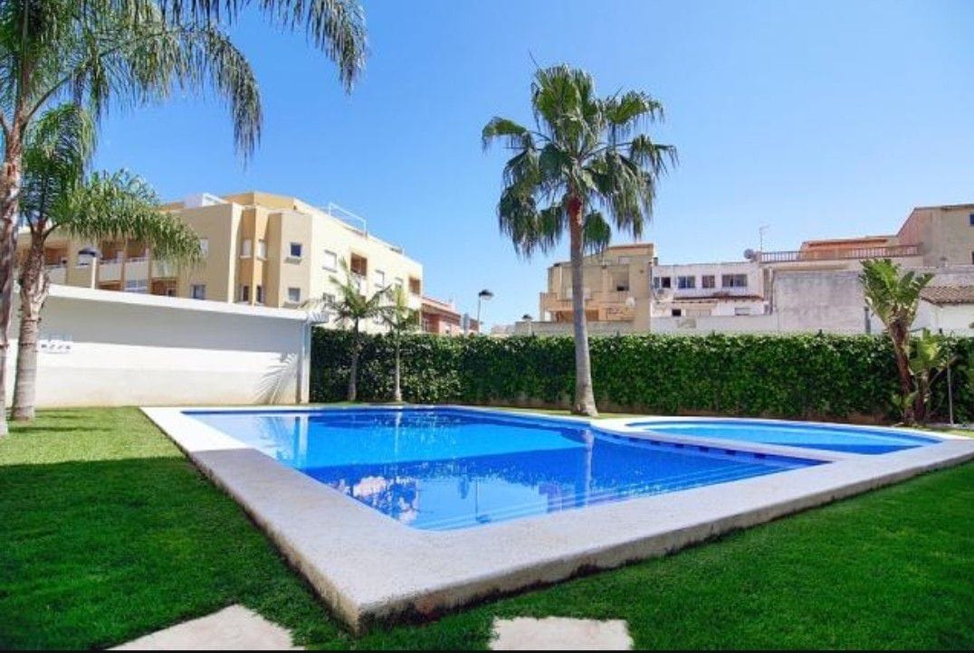 Flat for sale in Ondara