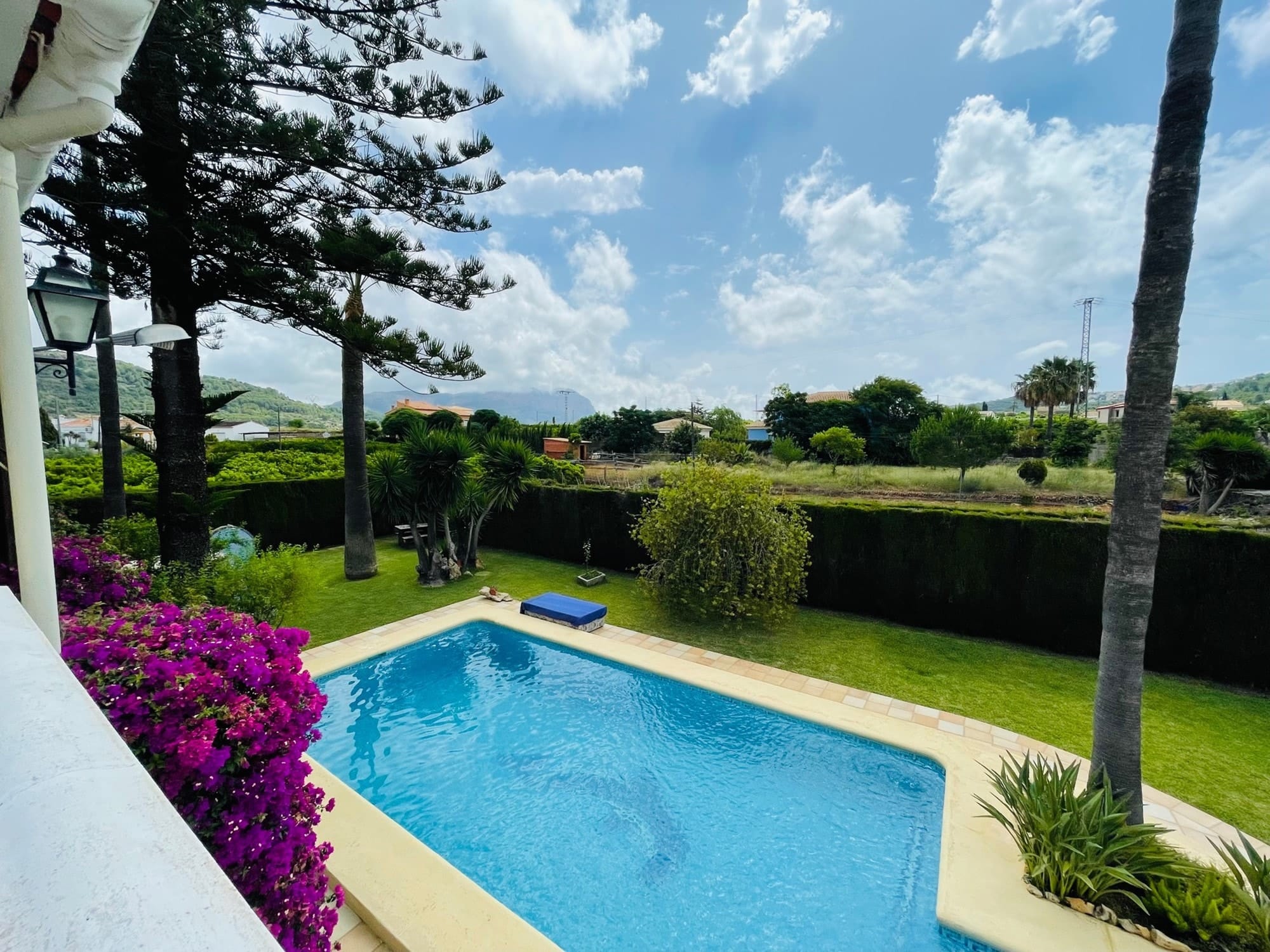 Country House for sale in Pedreguer