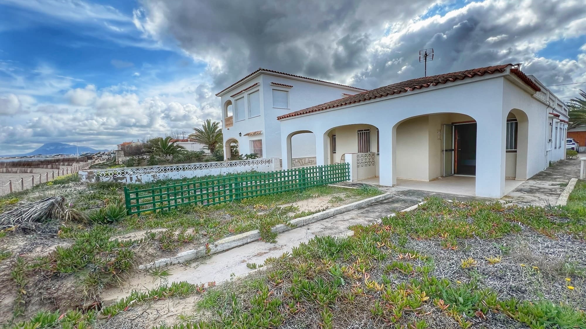 Villa for sale in Denia