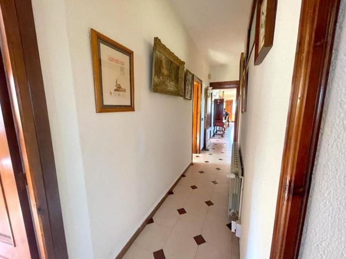 Villa for sale in Denia