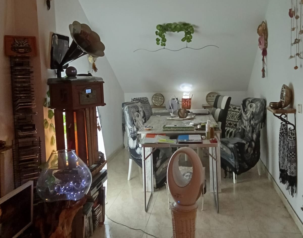 Attic for sale in Ondara
