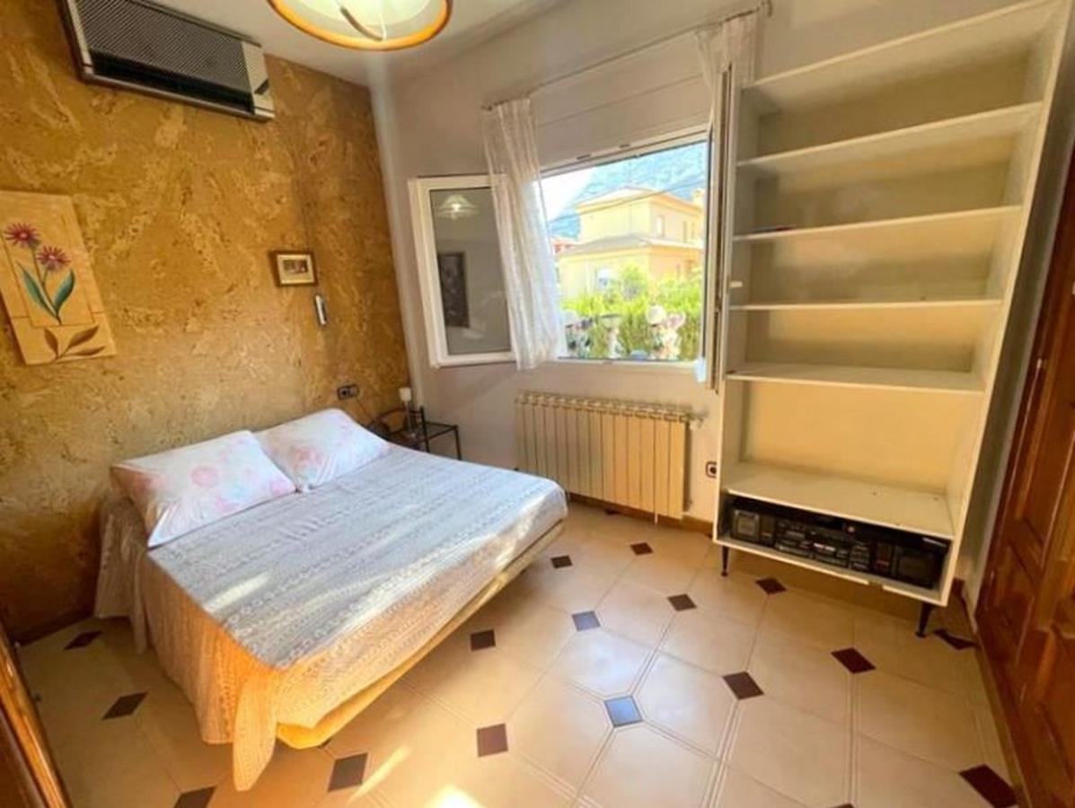 Villa for sale in Denia