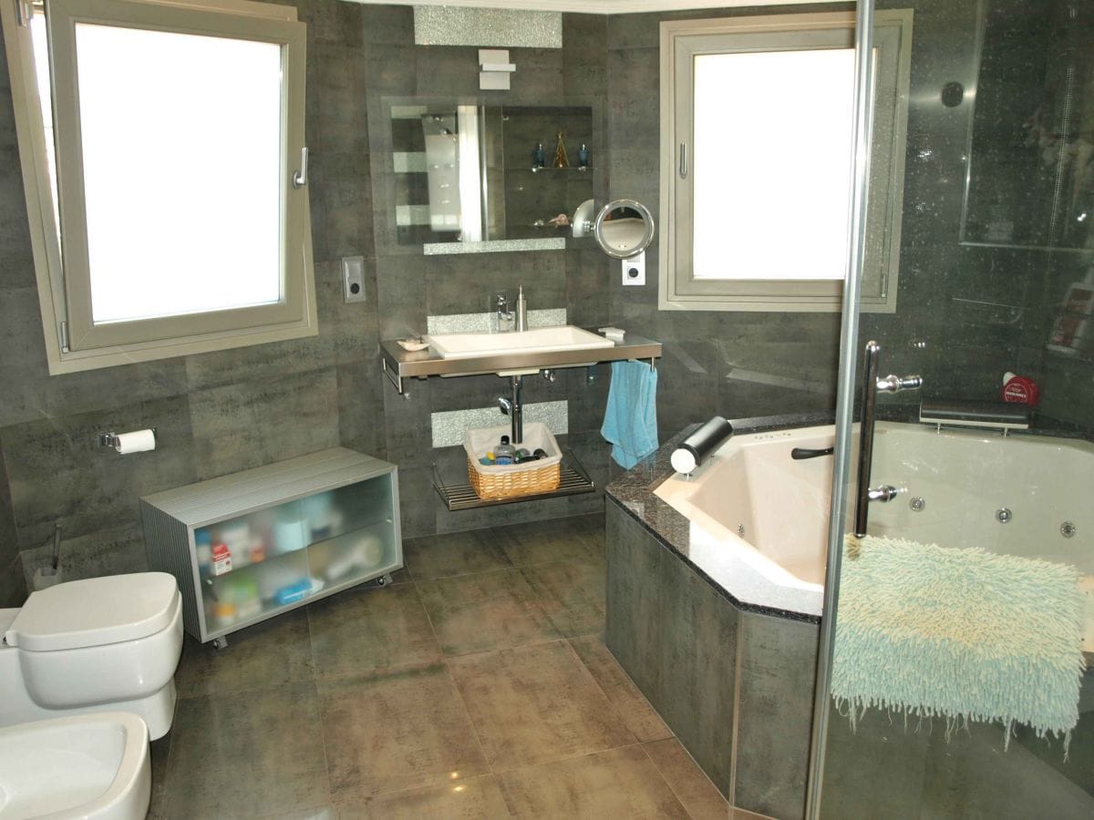 Villa for sale in Dénia