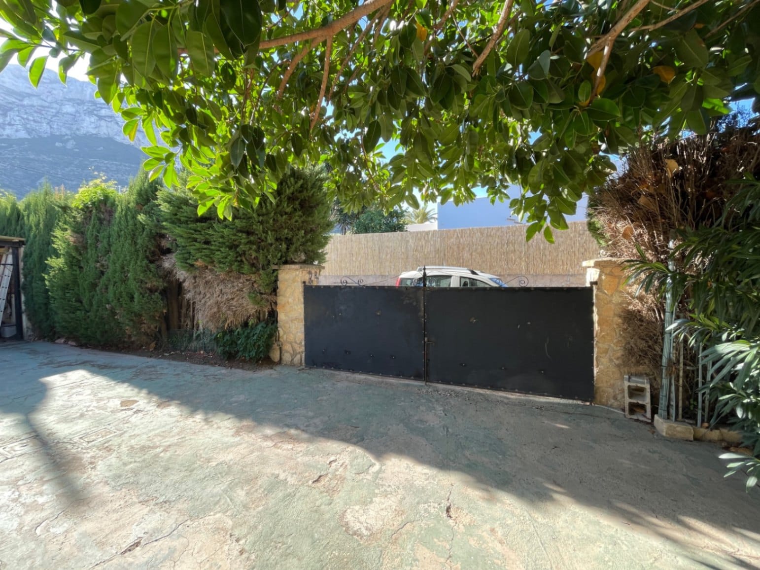 Villa en venta en Denia