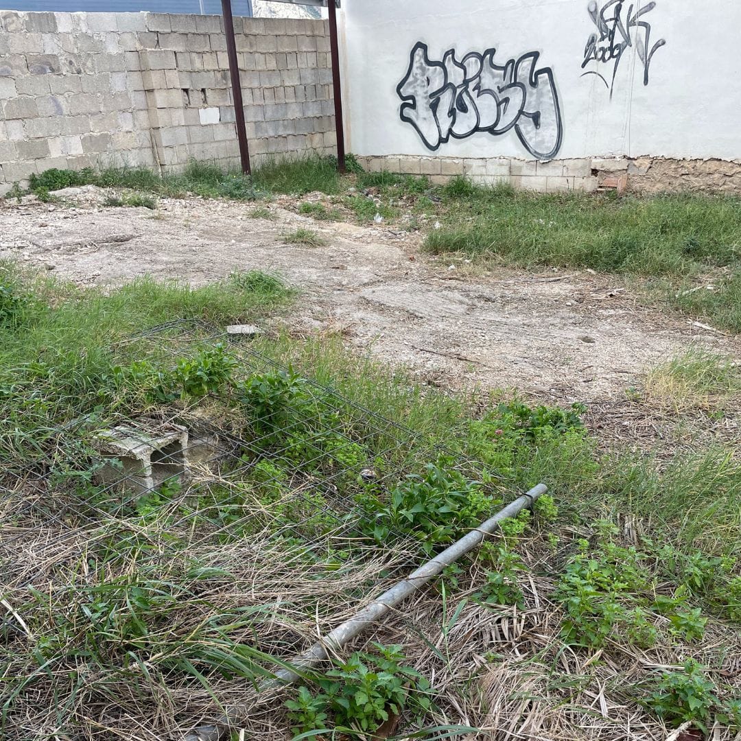 Plot for sale in Ondara
