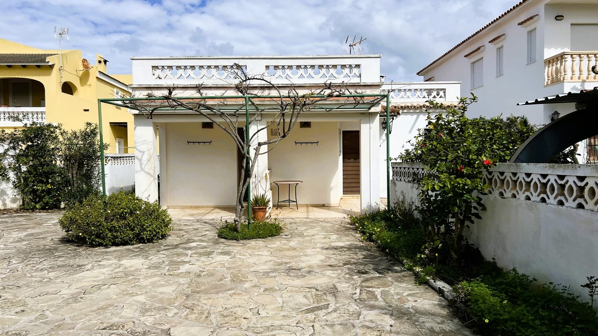 Villa for sale in Denia