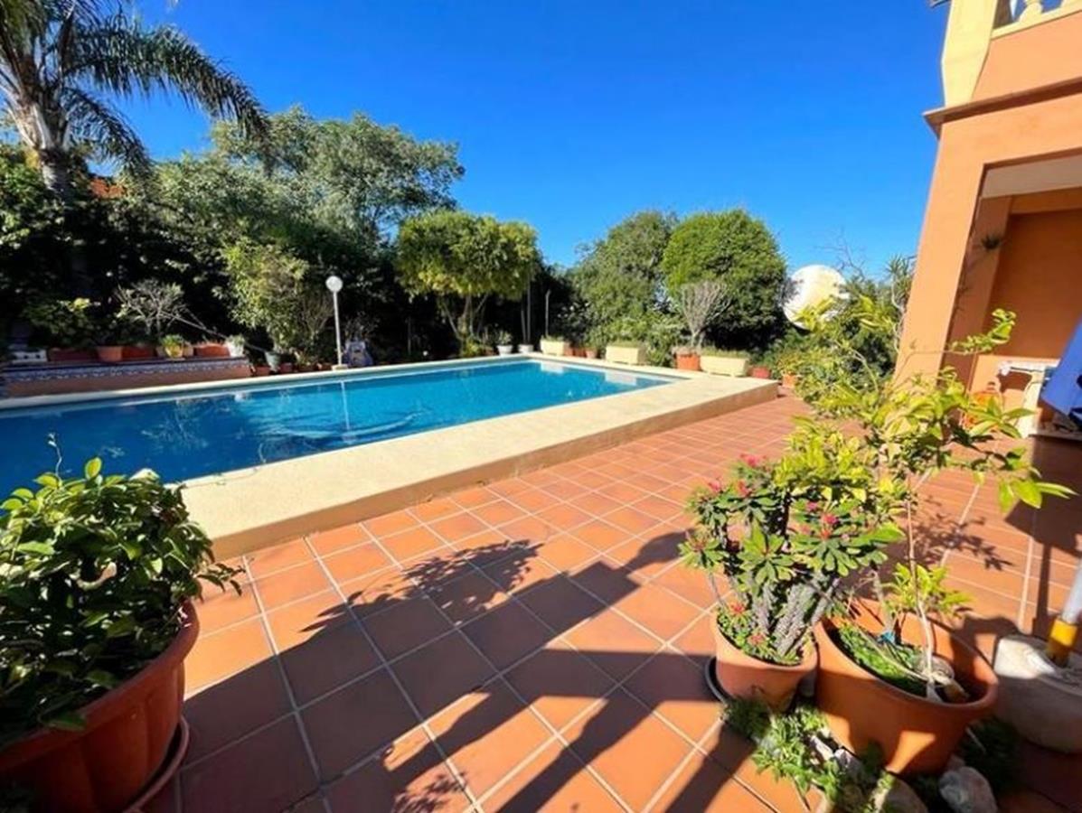 Villa for sale in Denia
