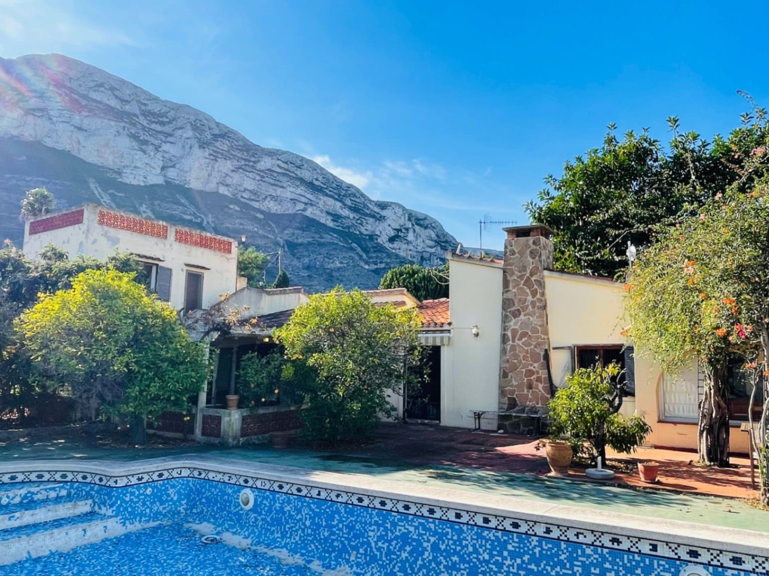 Villa en venta en Denia