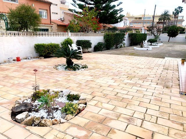 Villa en venta en Dénia