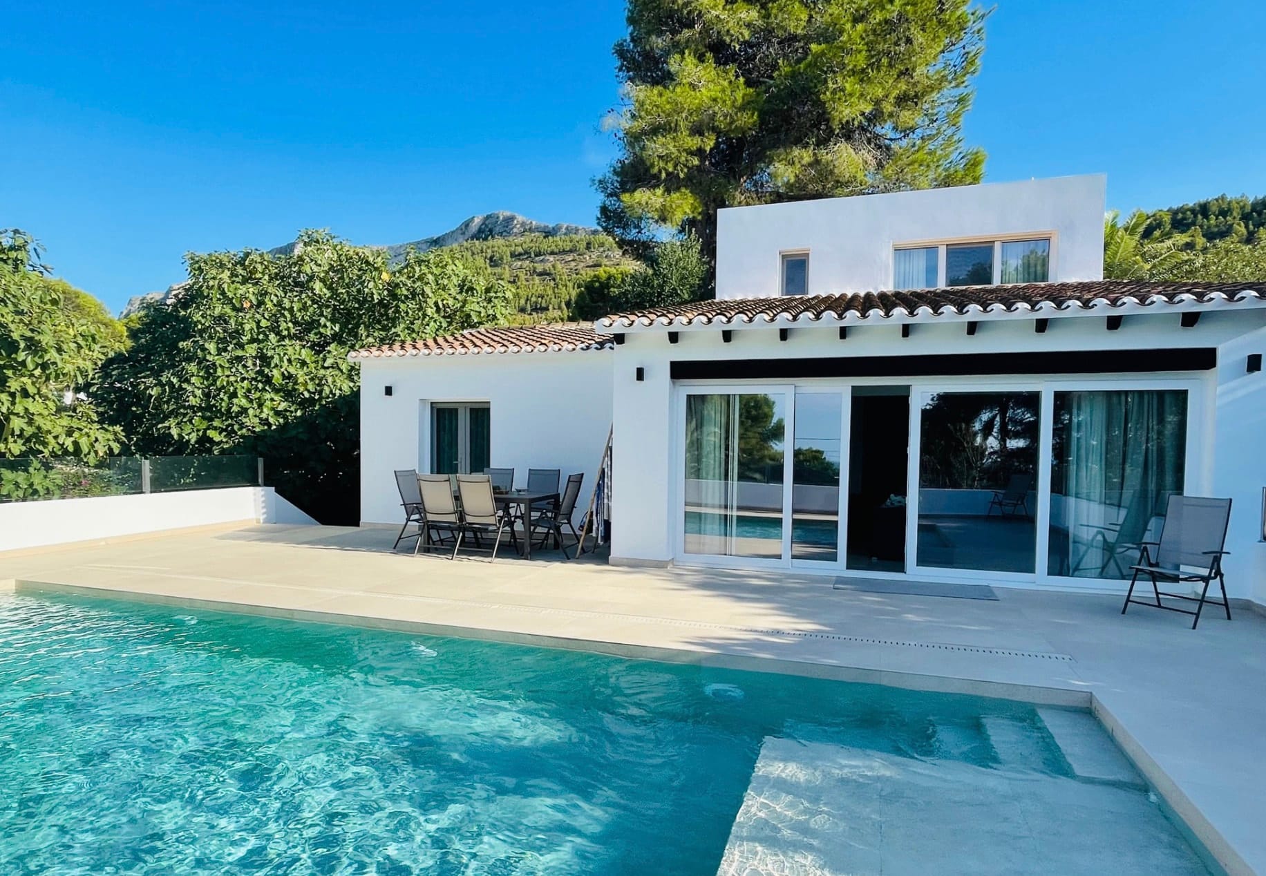 Chalet for sale in Denia