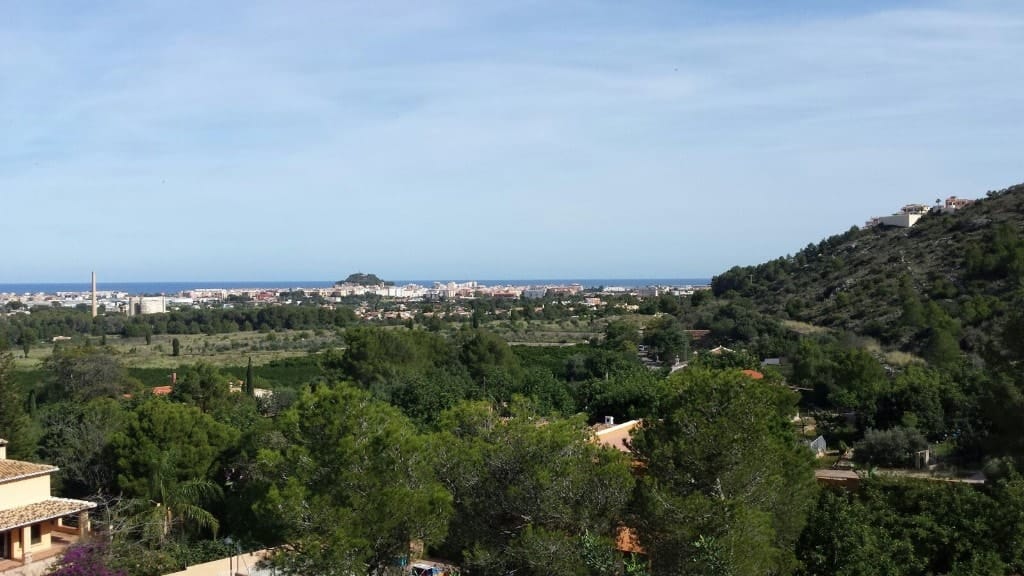 Plot zum verkauf in Denia