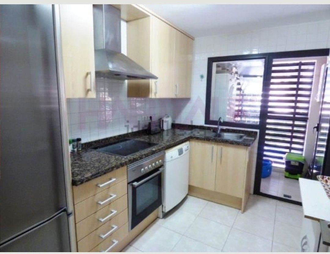 Flat for sale in Ondara