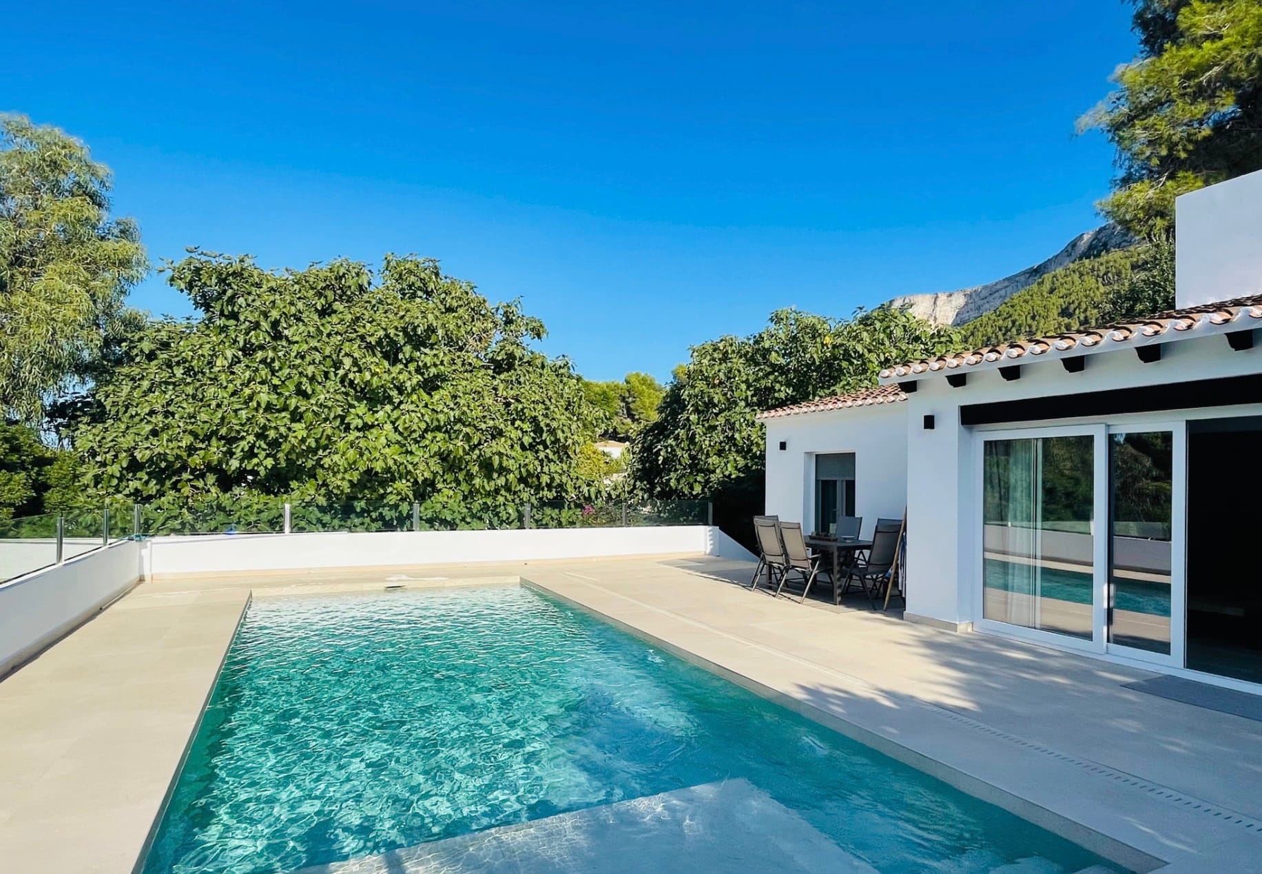 Chalet for sale in Denia
