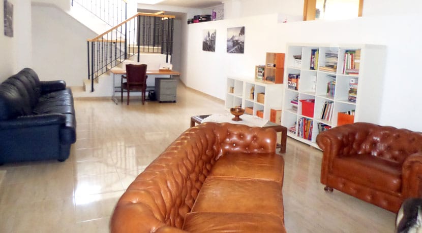 Villa for sale in Denia