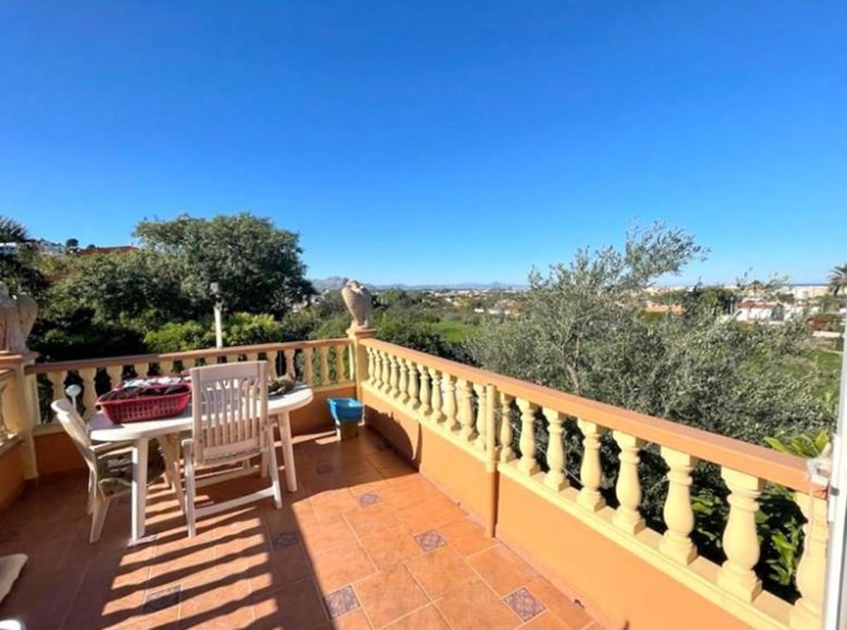 Villa for sale in Denia