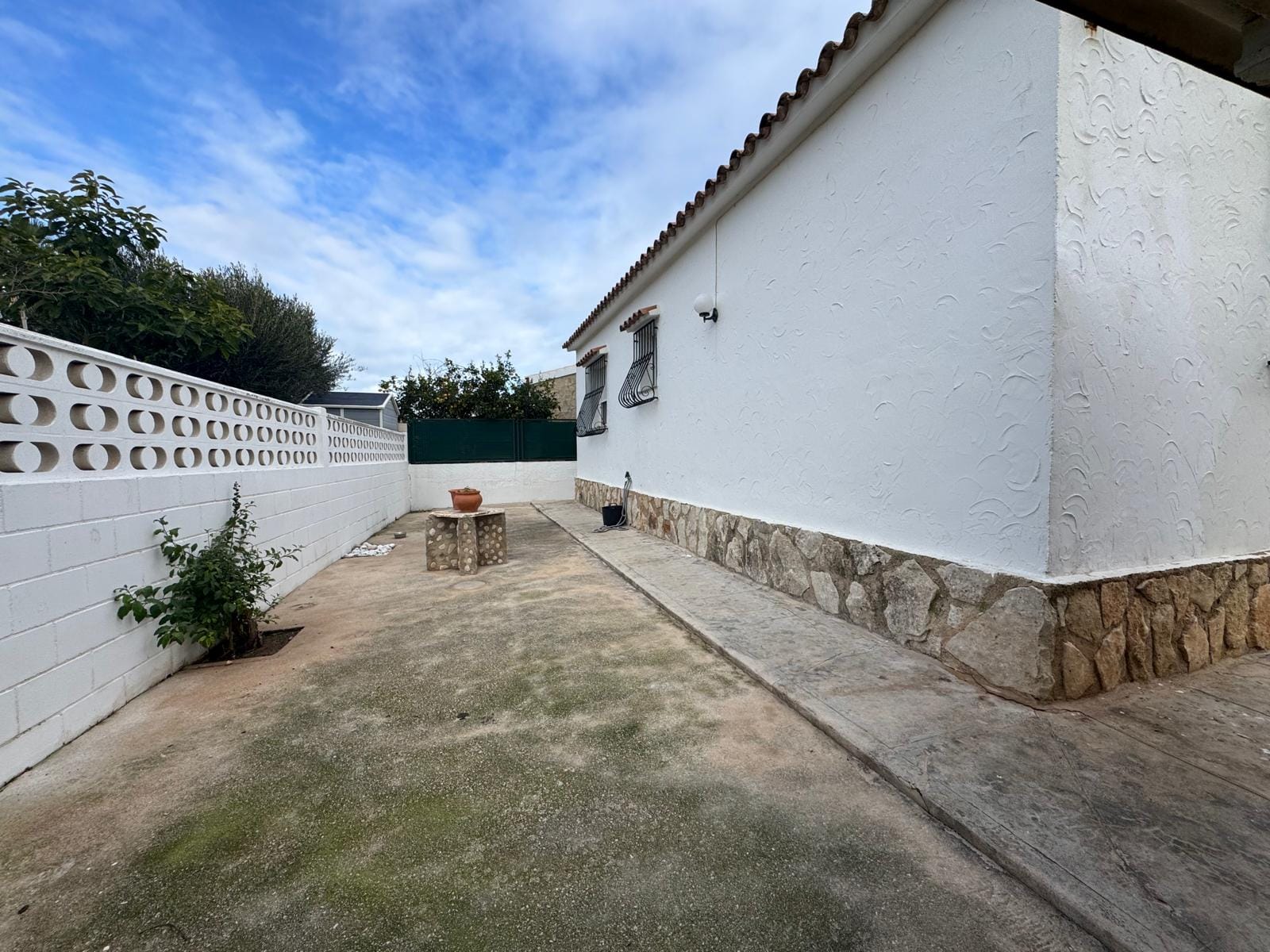 Villa for sale in Denia