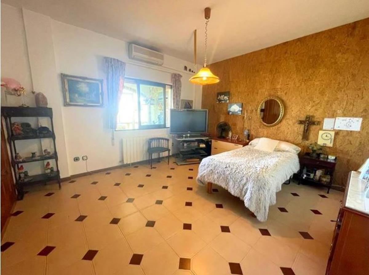 Villa for sale in Denia