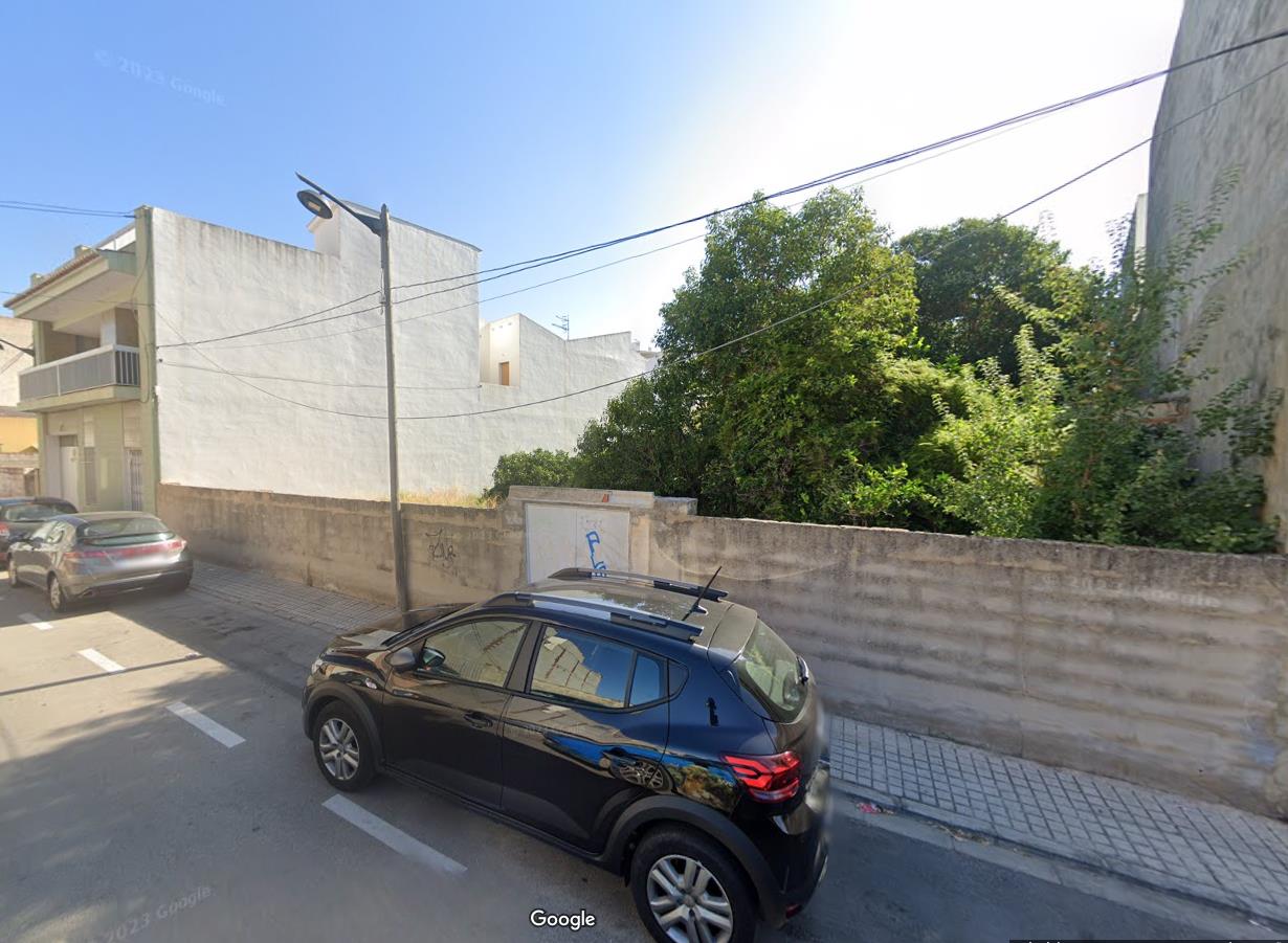 Plot for sale in Ondara