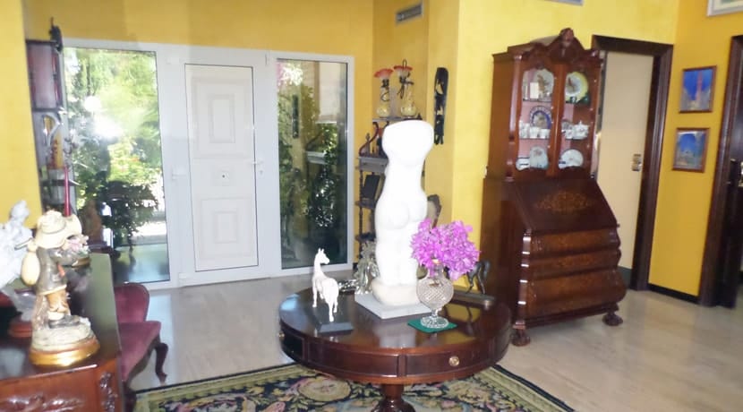 Villa for sale in Denia